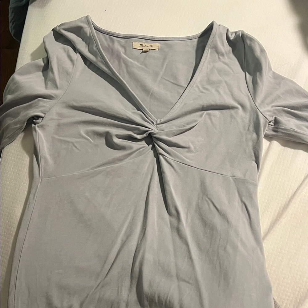 Madewell Pale Gray Twist-Front V-Neck Short Sleeve Top